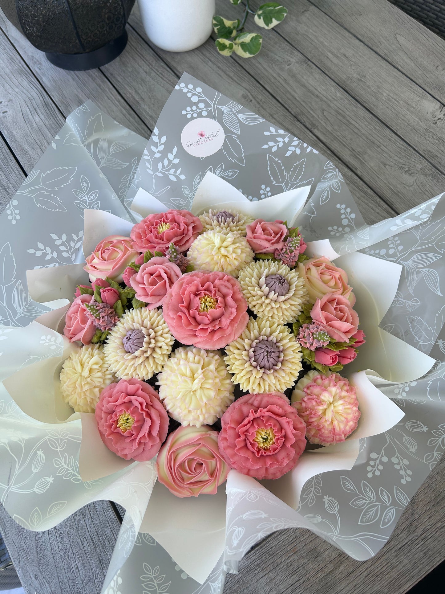 Bouquet of floral buttercream cupcakes