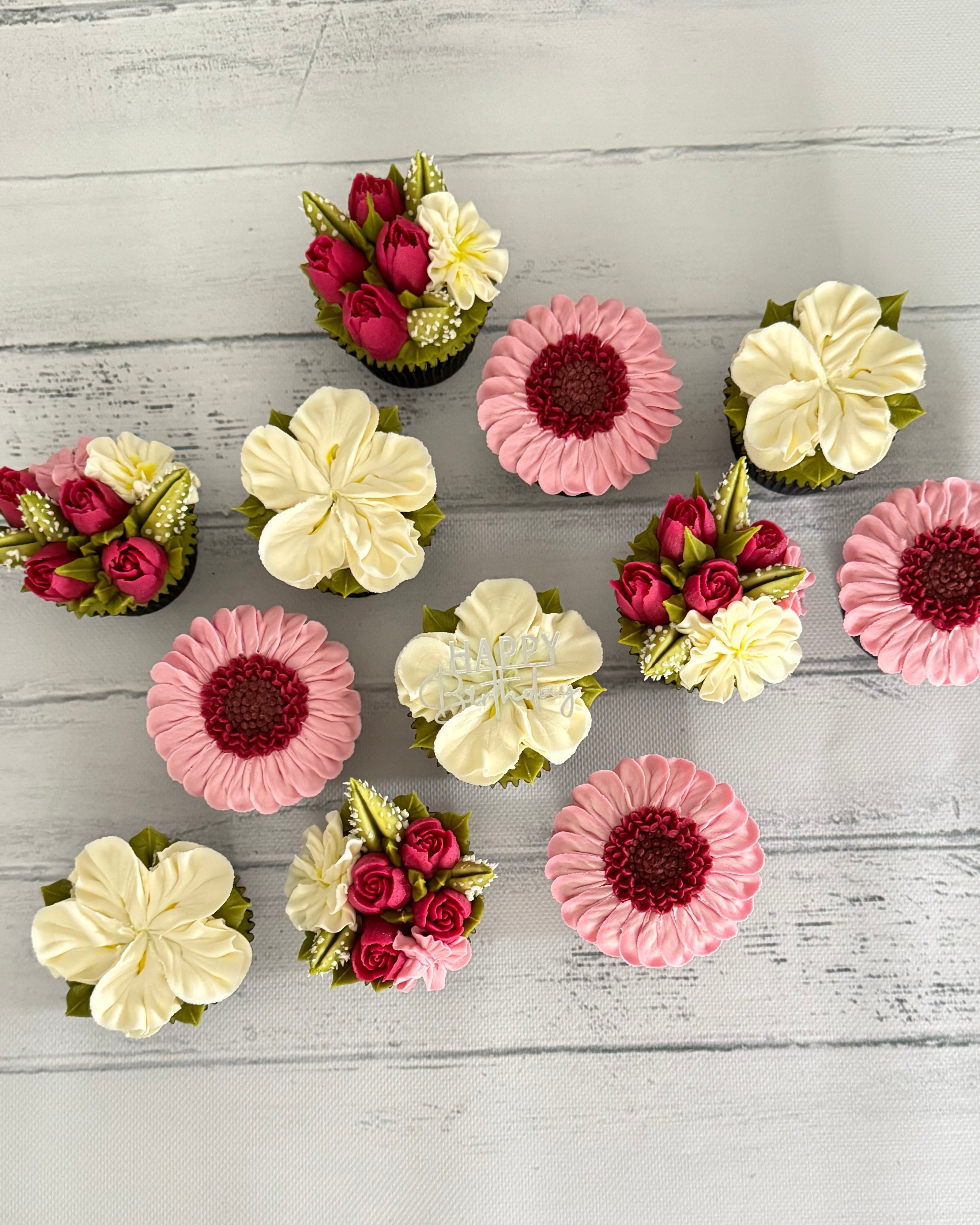 Floral cupcakes