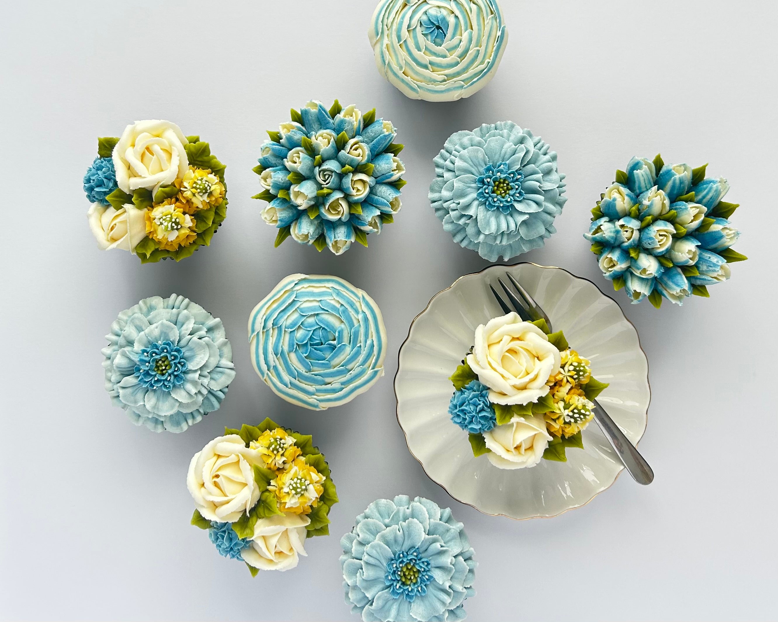 Floral cupcakes