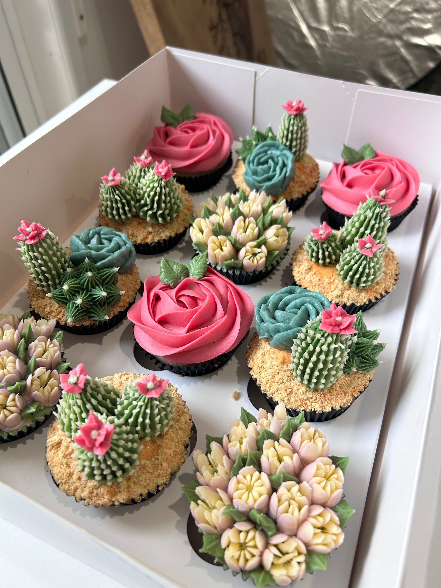 Succulents and Cactus Cupcakes