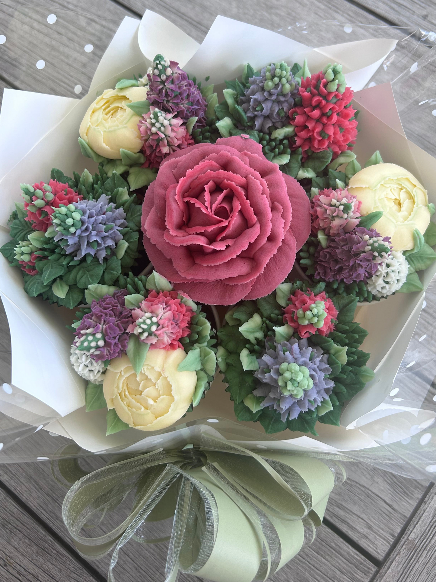 Bouquet of floral buttercream cupcakes