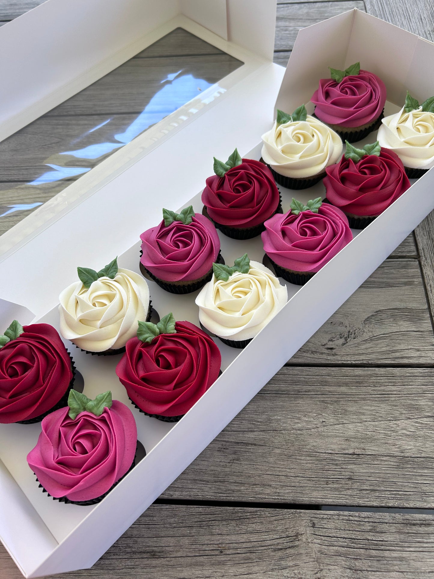 Classic Cupcakes with Leaves