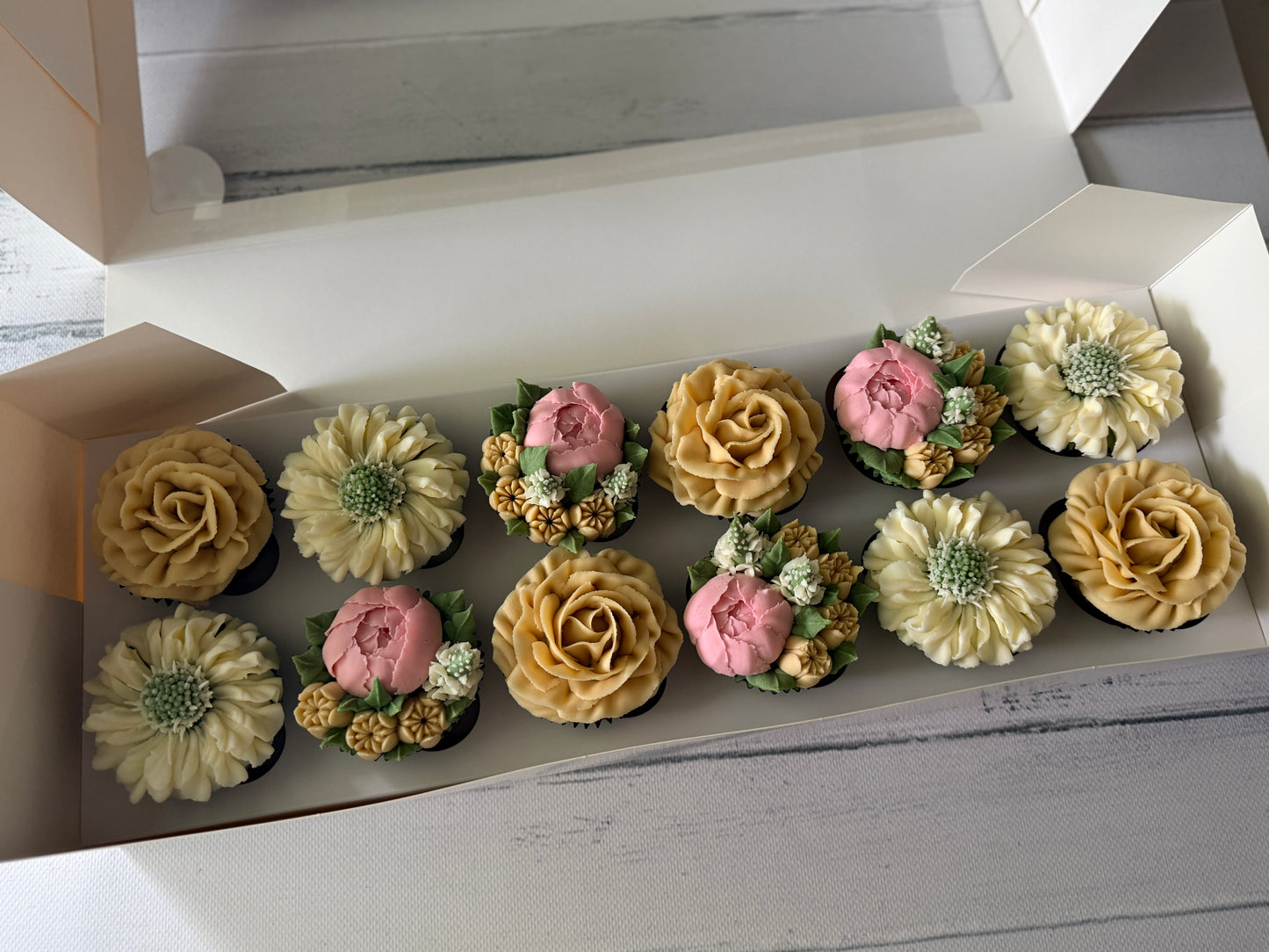 Boxed Floral Cupcakes