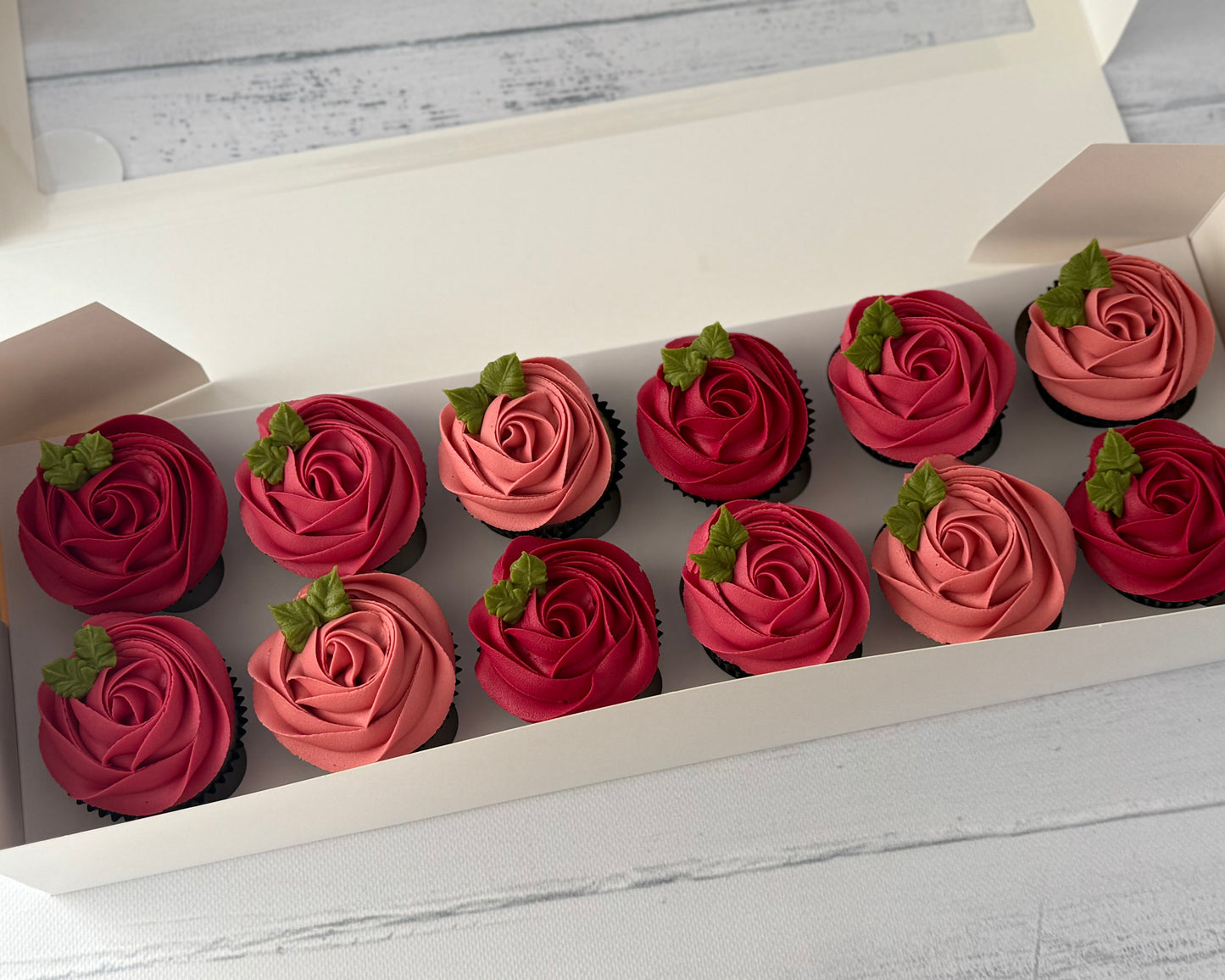 Classic Cupcakes with Leaves