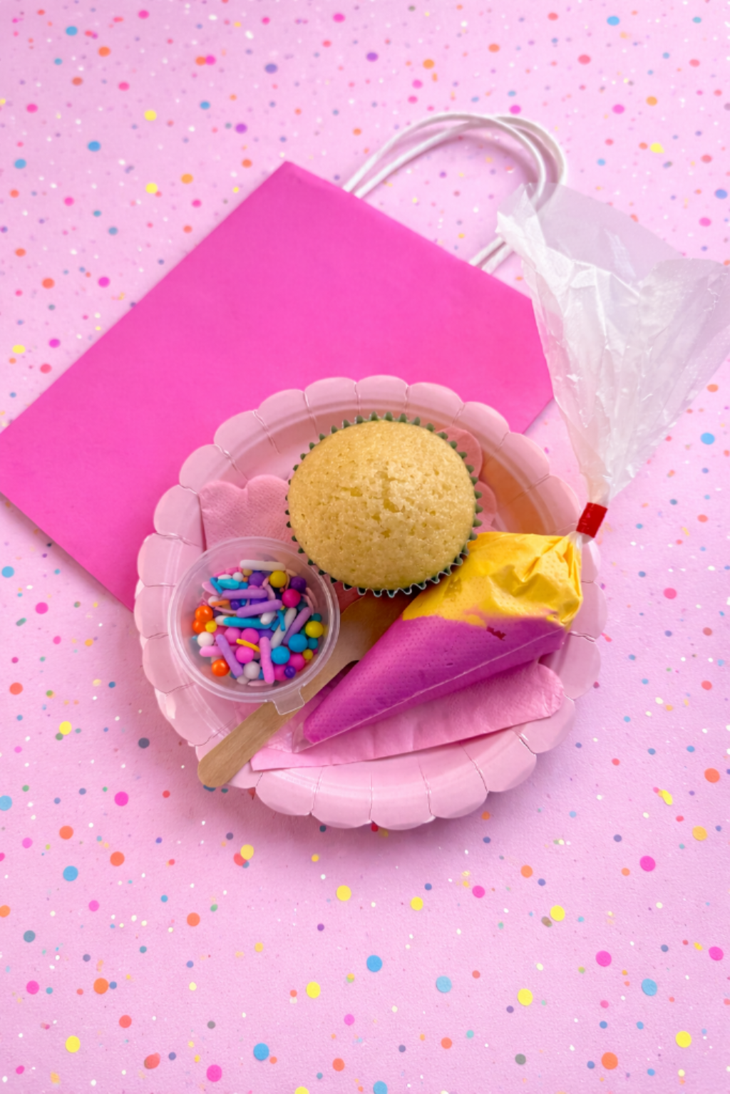 birthday cupcake decorating kit
