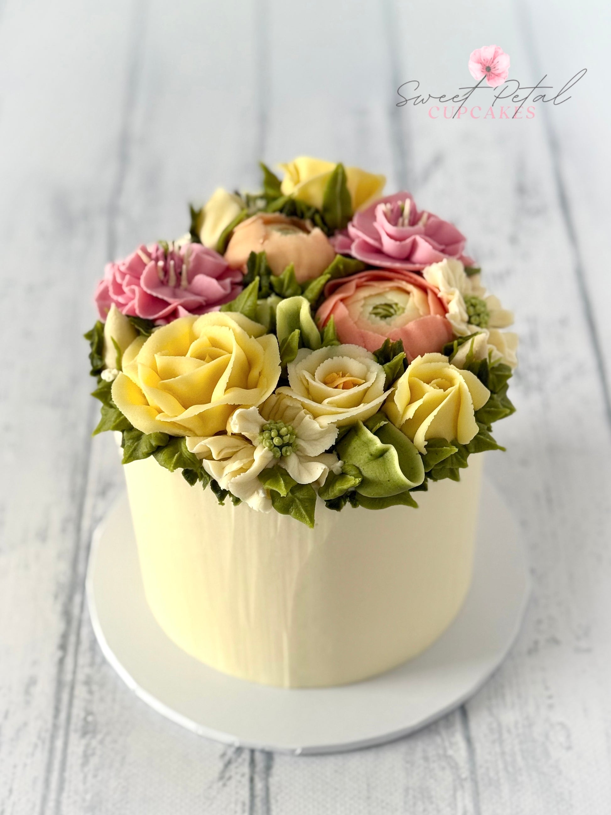 Pastel Floral Cake | Sunshine Coast Cakes | Floral Cakes